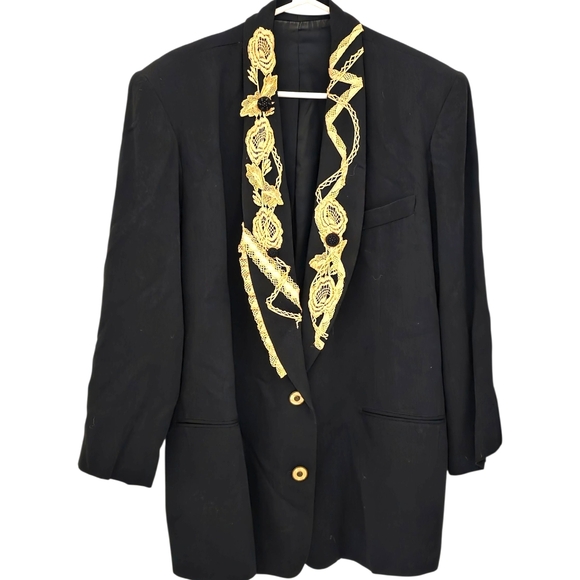 Karen Kane Jackets & Blazers - Karen Kane Vintage 2-button Blazer Women's Black Gold Applique on Lapel Size 10